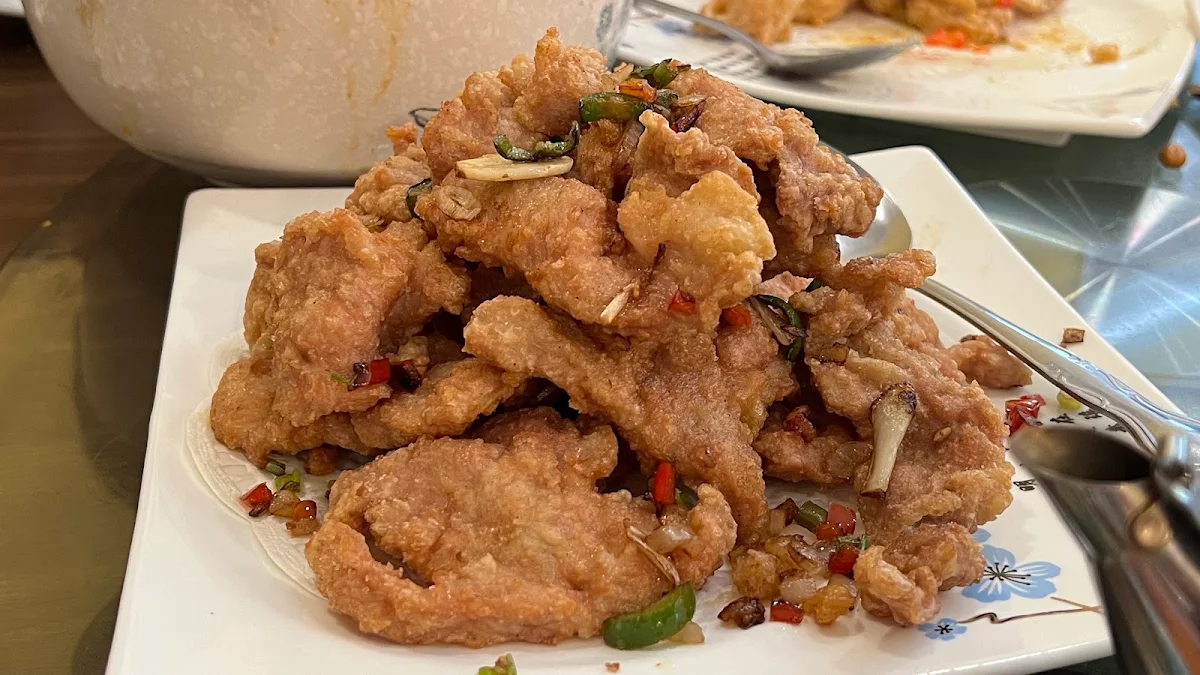 deepfried spare ribs with spicy salt 椒盐排骨